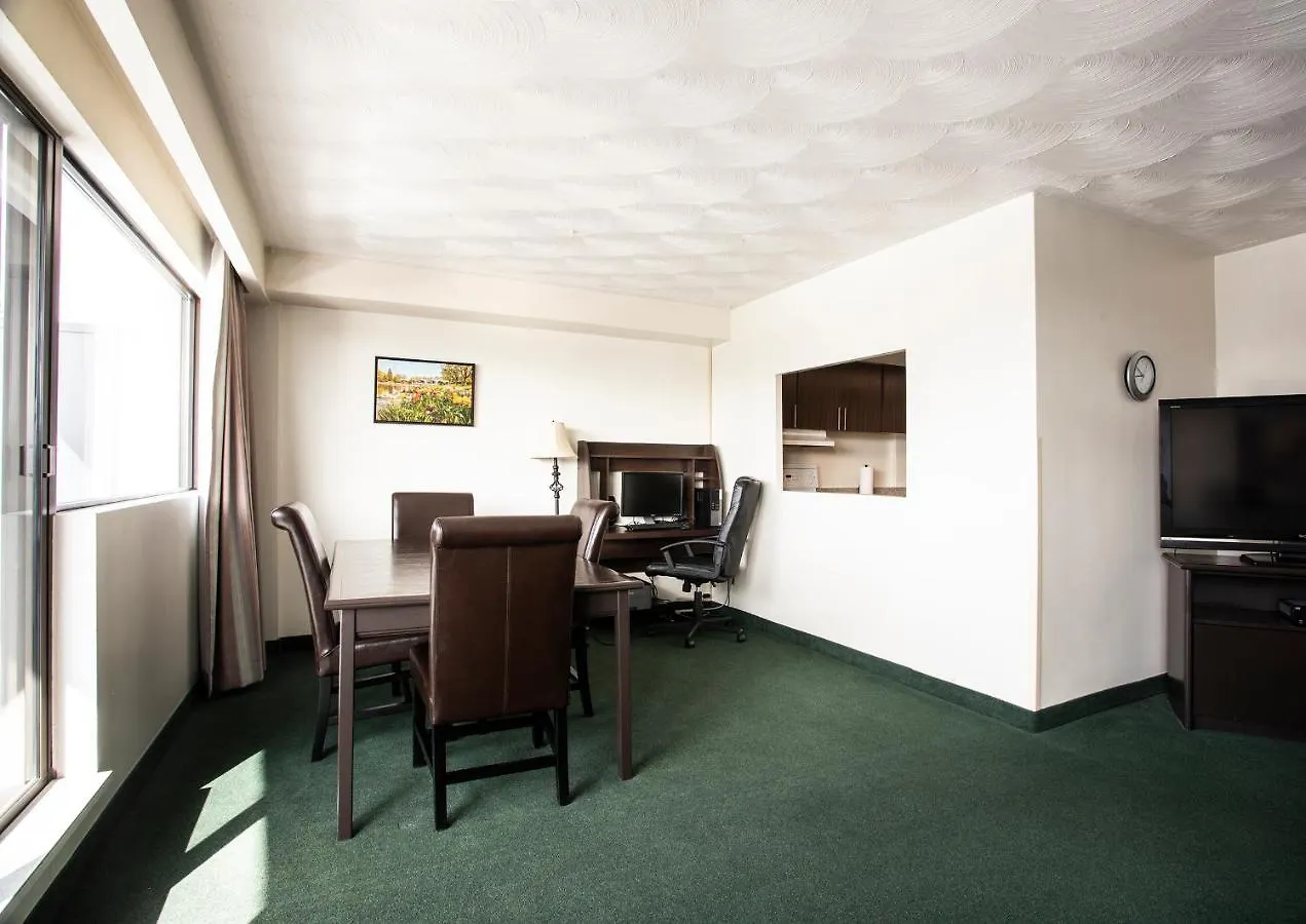 The Business Inn Otawa