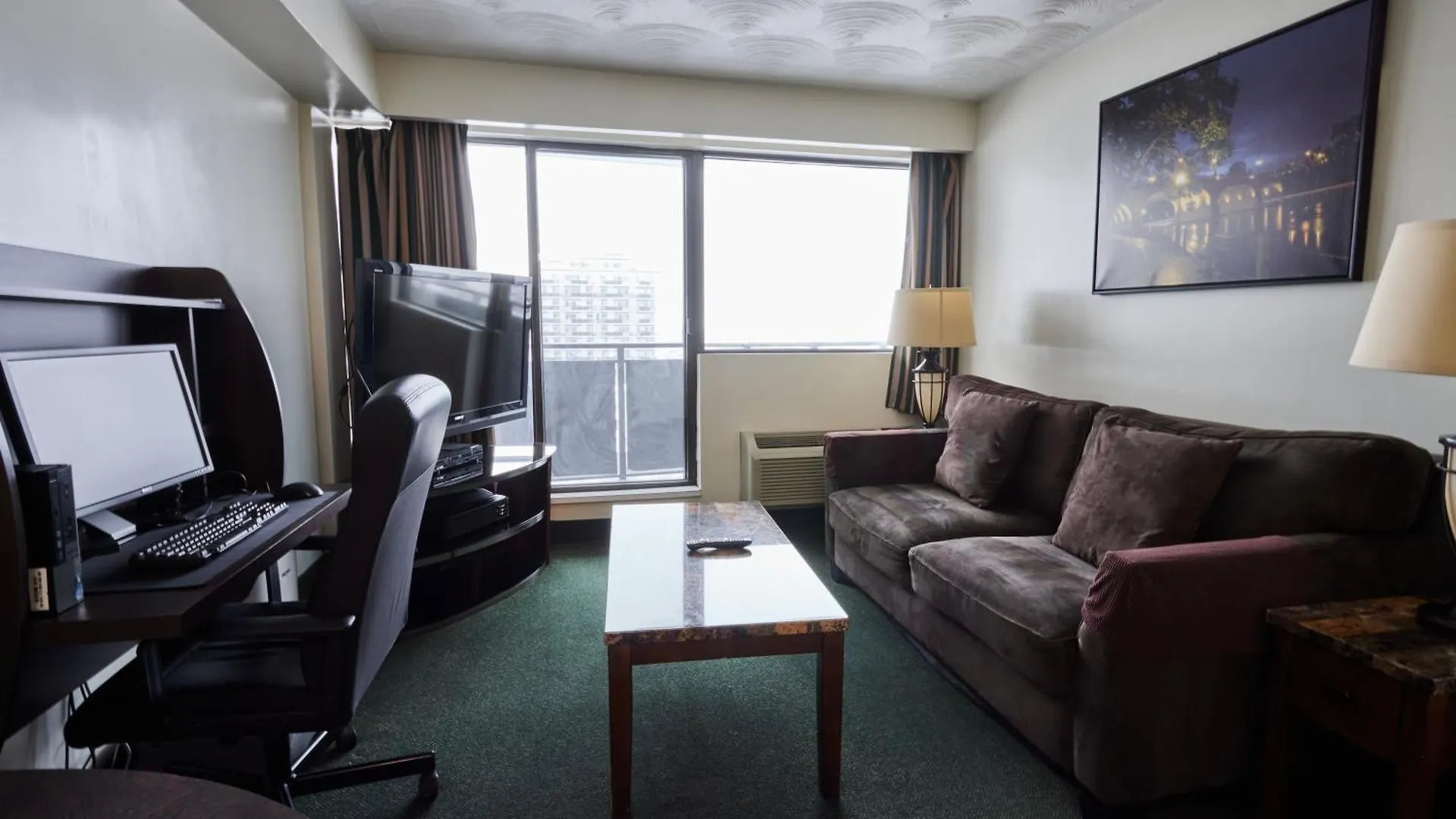 The Business Inn Otawa