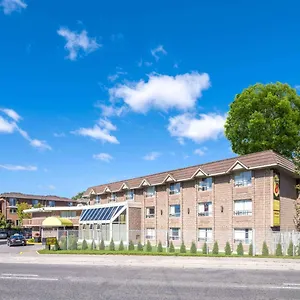 Hotel Super 8 By Wyndham East On