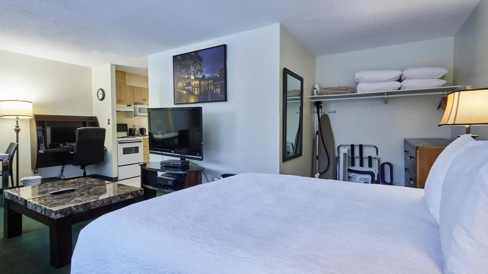 The Business Inn Ottawa 3*,  Canada
