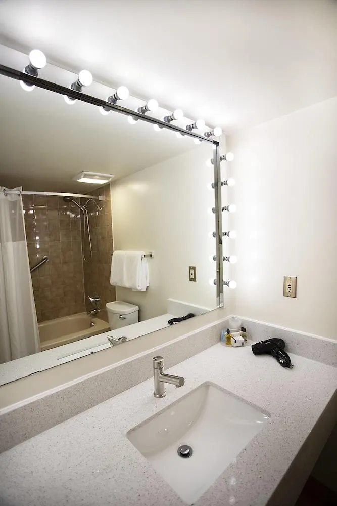 The Business Inn Ottawa 3*,  Kanada