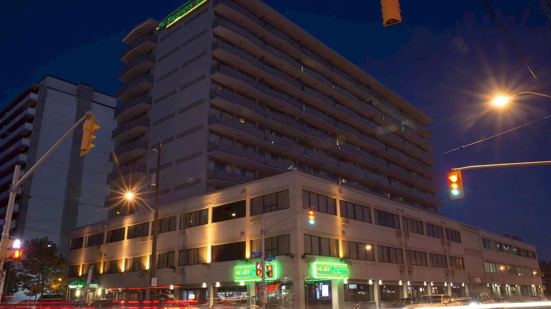 The Business Inn Ottawa Lägenhetshotell
