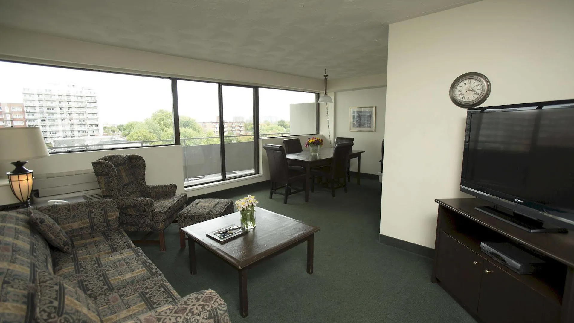 The Business Inn Ottawa Lägenhetshotell